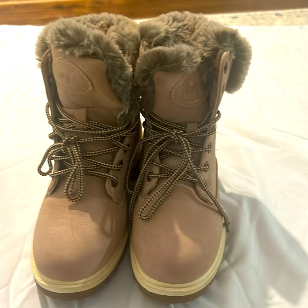 Lugs Fur Lined Boots